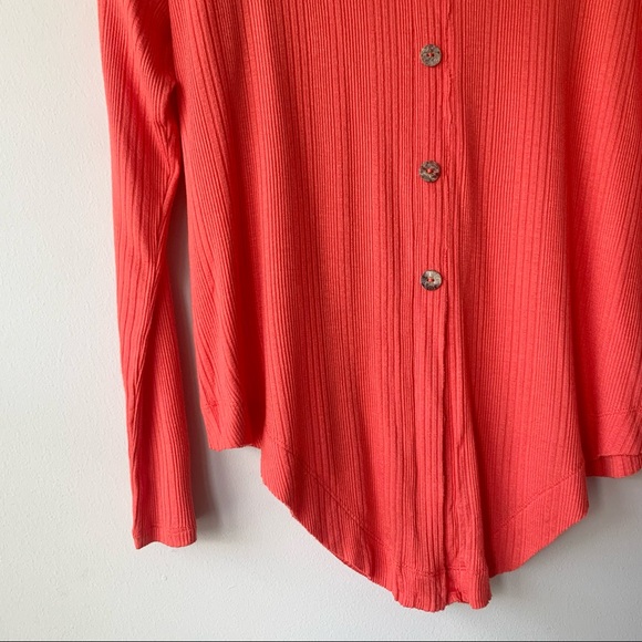 Gianni Bini Long Sleeve Button Down Ribbed Blouse - Picture 2 of 6